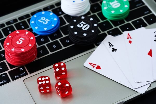 Tampilan deposit minimum pada layar kecil